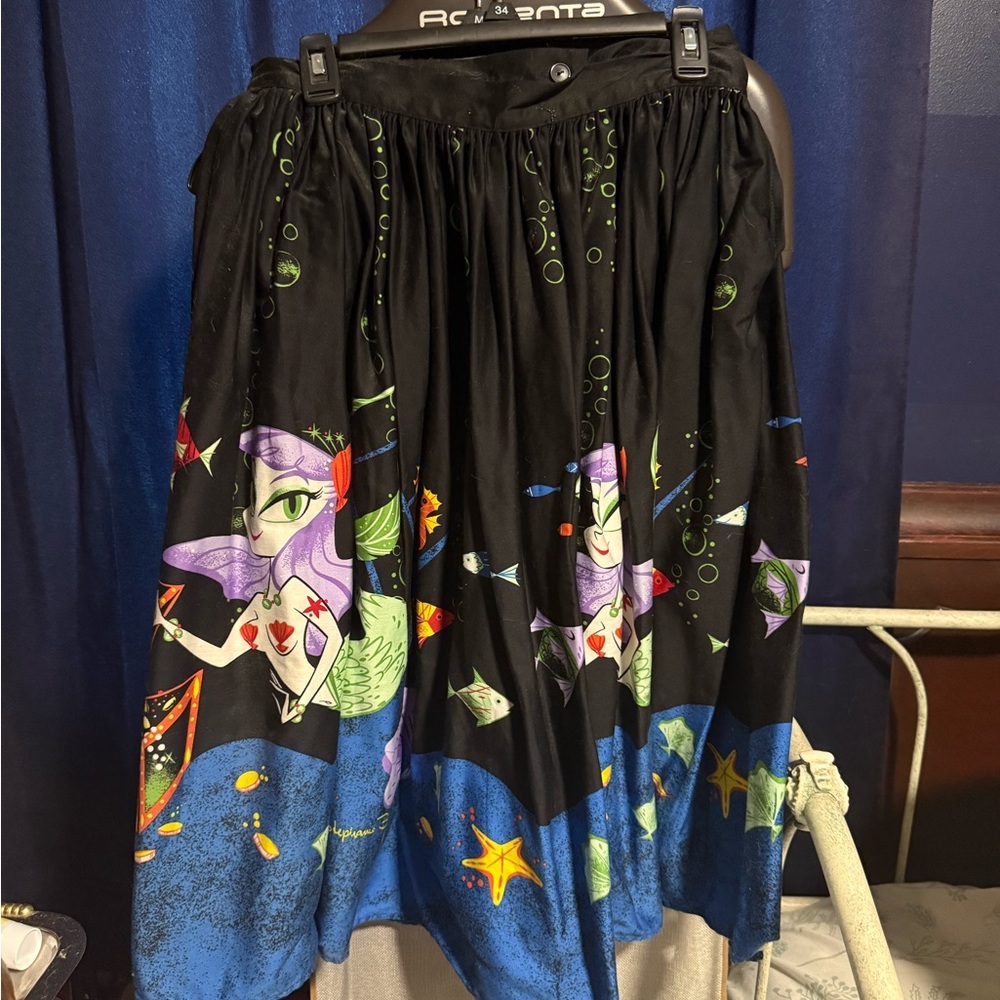 VERY RARE Pinup Couture Mexican Circle Skirt w Mermaid Border